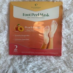 Plantifique Foot Peel Mask with Peach Extract